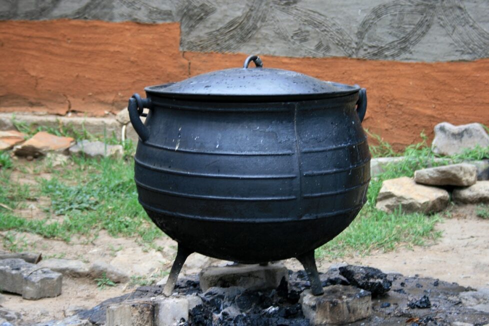 cast-iron-rice-cooker